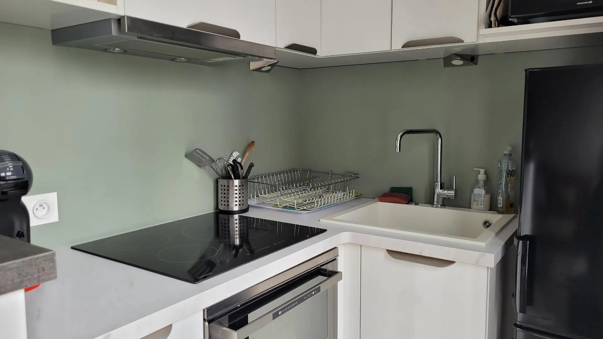 Studio Lumineux Avec Balcon Apartment Paris
