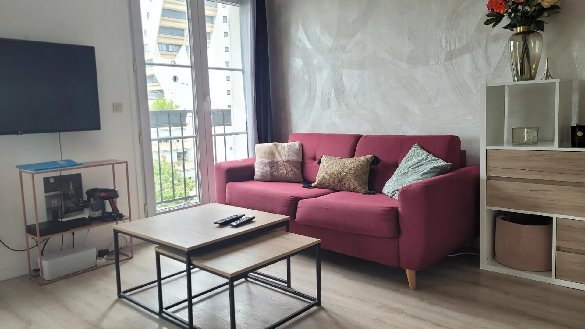 Studio Lumineux Avec Balcon Apartment Paris France